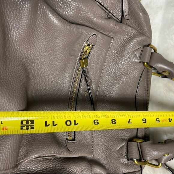 Elliott Lucca leather gray Satchel/shoulder bag with antique gold tone hardwares - Picture 15 of 15